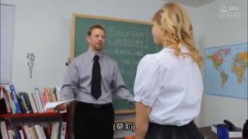 【国产】白虎嫩泬性感镂空情趣内衣道具双洞齐飞