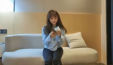 【#壹屌寻花】蓝衣网红脸妹子啪啪，口交摸逼抬腿侧入上位骑坐大力勐操