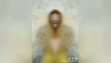 东北刚结婚的白虎骚货杨磊借钱不还私密自拍被流出第01集
