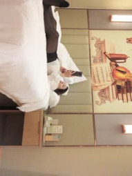 下午场，新晋泡良大神，【去哪儿嫖一下】，白嫩良家美人妻，开档黑丝诱人白臀，超清设备偷拍