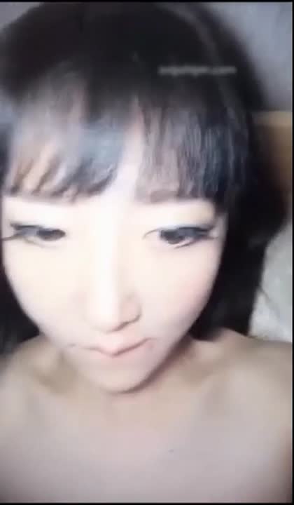 王牌极品不衰童颜老网红瞳孔又约啪有钱公子哥干完还...