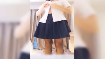 网红美少女小兔牙黑丝诱惑做爱的啊