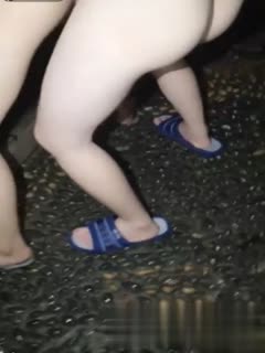 丽曦镜子前做爱看着淫荡的自己